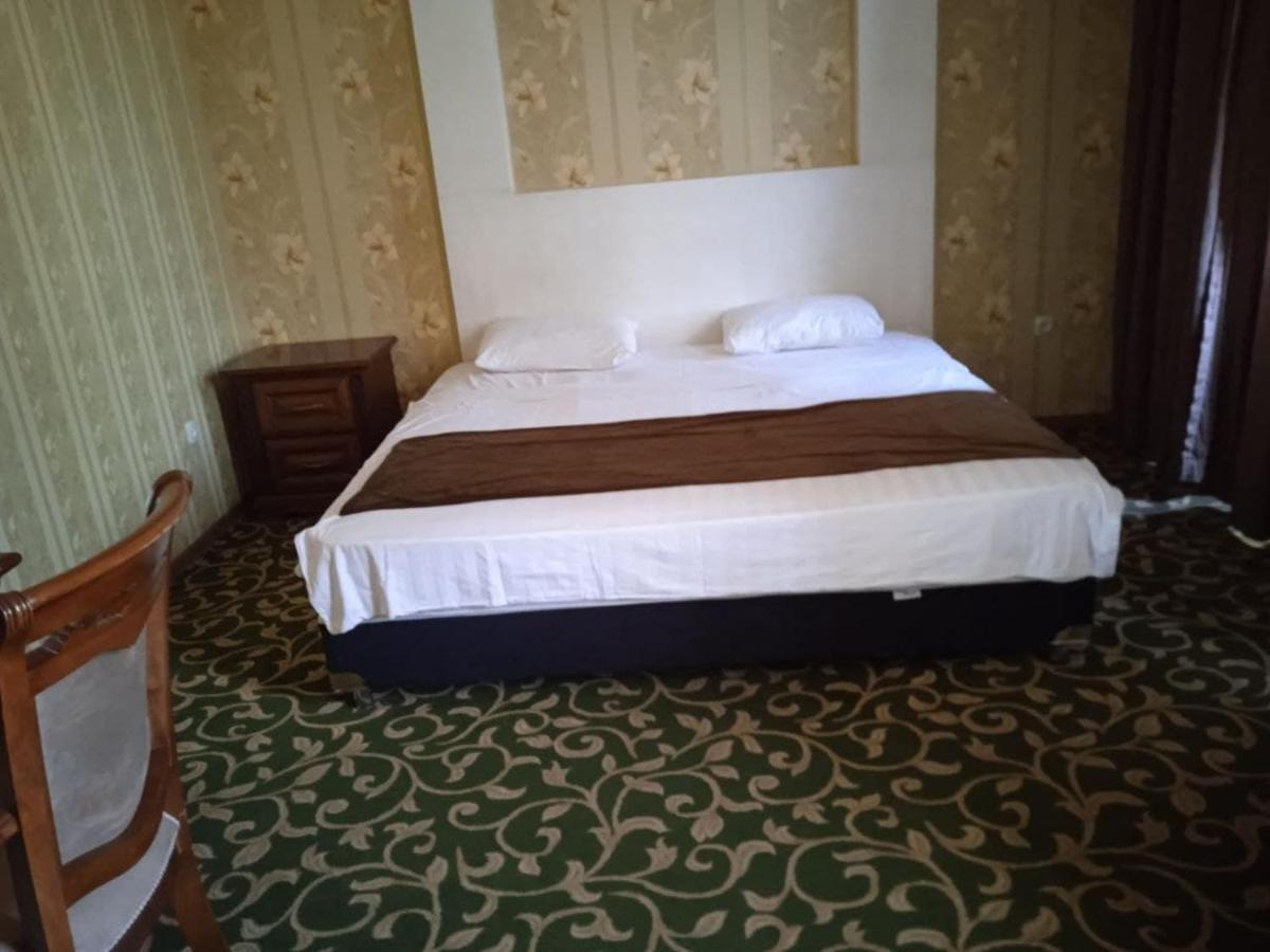 Western Suites Hotel ทาชเคนต์ ภายนอก รูปภาพ