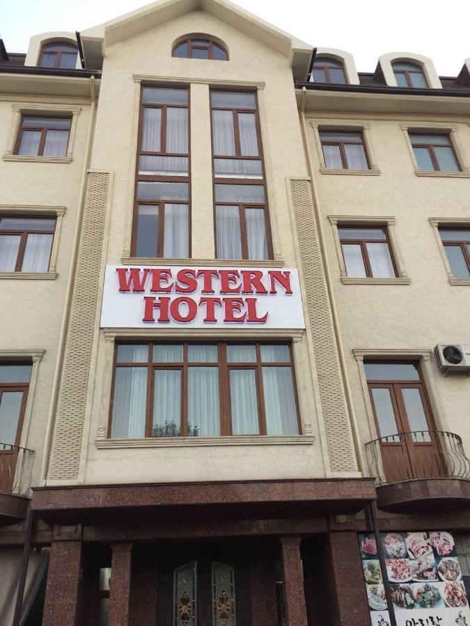 Western Suites Hotel ทาชเคนต์ ภายนอก รูปภาพ