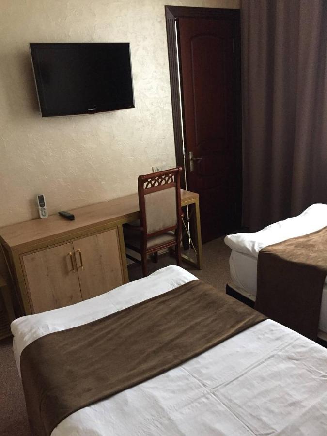 Western Suites Hotel ทาชเคนต์ ภายนอก รูปภาพ