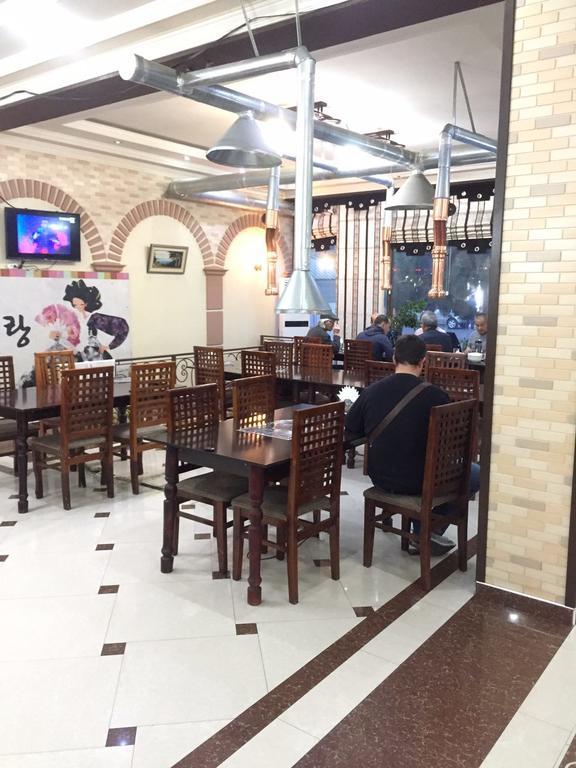 Western Suites Hotel ทาชเคนต์ ภายนอก รูปภาพ